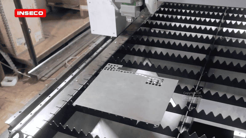 Kreasi Keren dengan Mesin Laser Cutting Plat Besi: Berapa Harganya? 3 Media Plat Besi Untuk Potong Jam Dinding