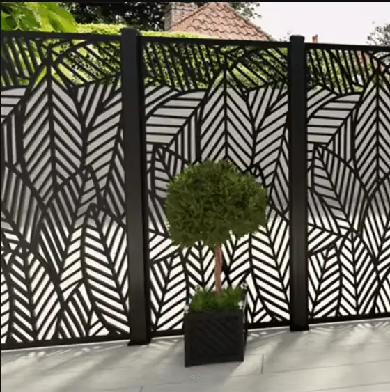13 Contoh Motif Pagar Laser Cutting untuk Estetika Rumah 9 Pagar laser cutting dengan corak batang daun yang artistik dan menarik.