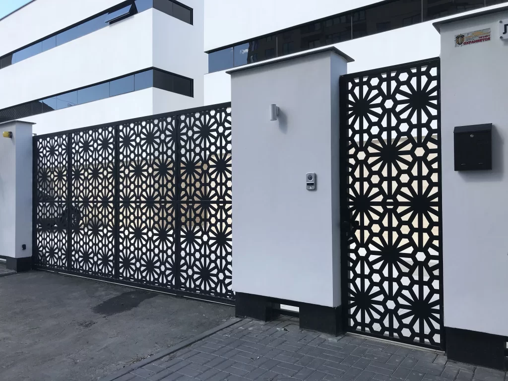 13 Contoh Motif Pagar Laser Cutting untuk Estetika Rumah 3 13 Contoh Motif Pagar Laser Cutting untuk Estetika Rumah 2