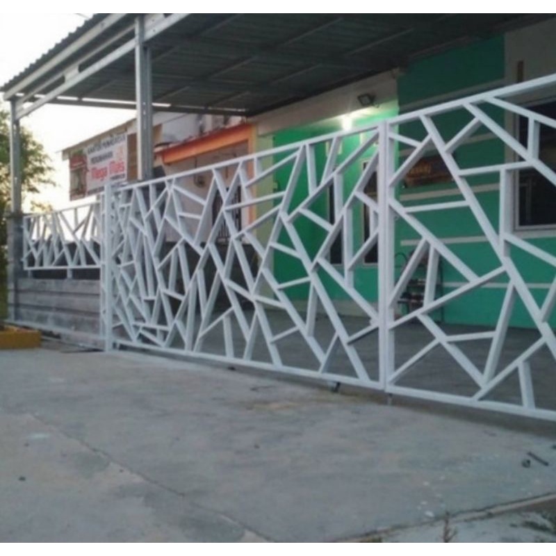 10 Contoh Pagar Rumah Cutting Laser Sederhana dan Estetik 5 Pagar Cutting Laser dengan Motif Abstrak